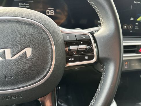 Used 2024 Kia Sorento S image 10