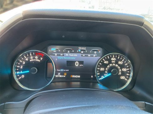 Used 2017 Ford F150 Lariat w/ Equipment Group 502A Luxury image 22