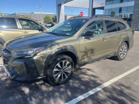 Used 2023 Subaru Outback Limited XT AWD/4WD image 2