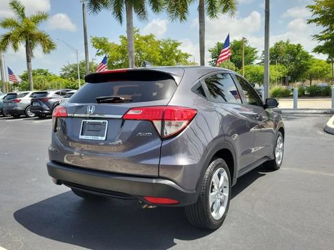 Used 2019 Honda HR-V LX image 4