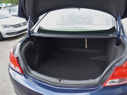 Used 2011 Buick Regal CXL FWD image 5