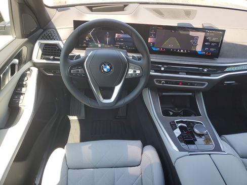 Certified 2024 BMW X5 xDrive40i w/ Premium Package AWD/4WD image 25