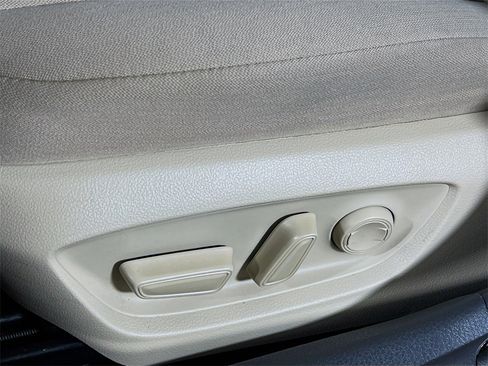 Certified 2019 Toyota Camry LE image 18