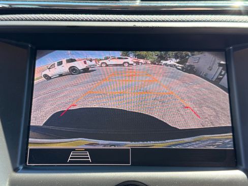 Used 2022 Chevrolet TrailBlazer LS FWD image 28