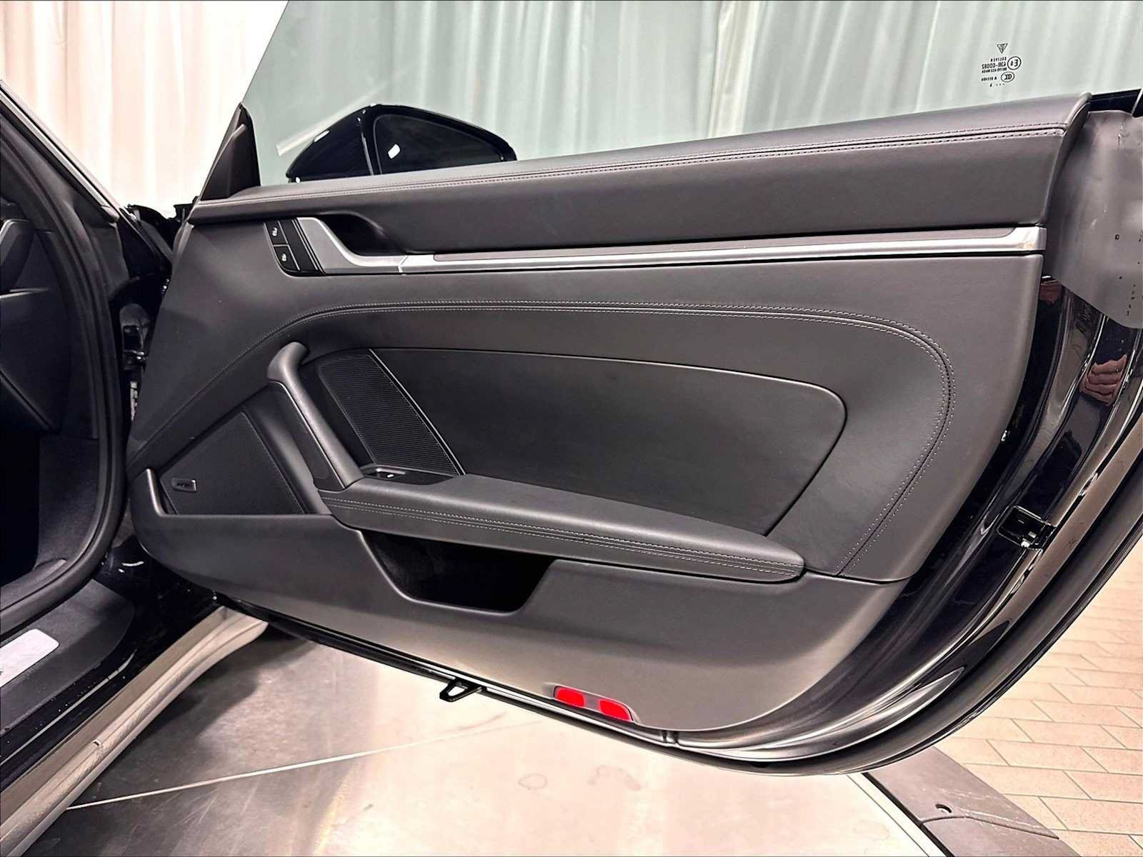 Used 2024 Porsche 911 Carrera S RWD image 28