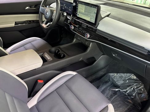 Certified 2025 Honda Prologue Touring image 33