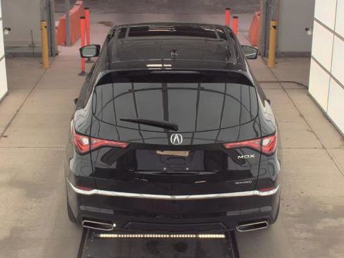 Used 2023 Acura MDX SH-AWD w/ Technology Package image 4