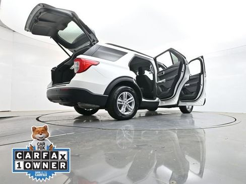 Used 2024 Ford Explorer XLT image 42