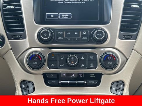Used 2017 GMC Yukon XL Denali w/ Open Road Package AWD/4WD image 26