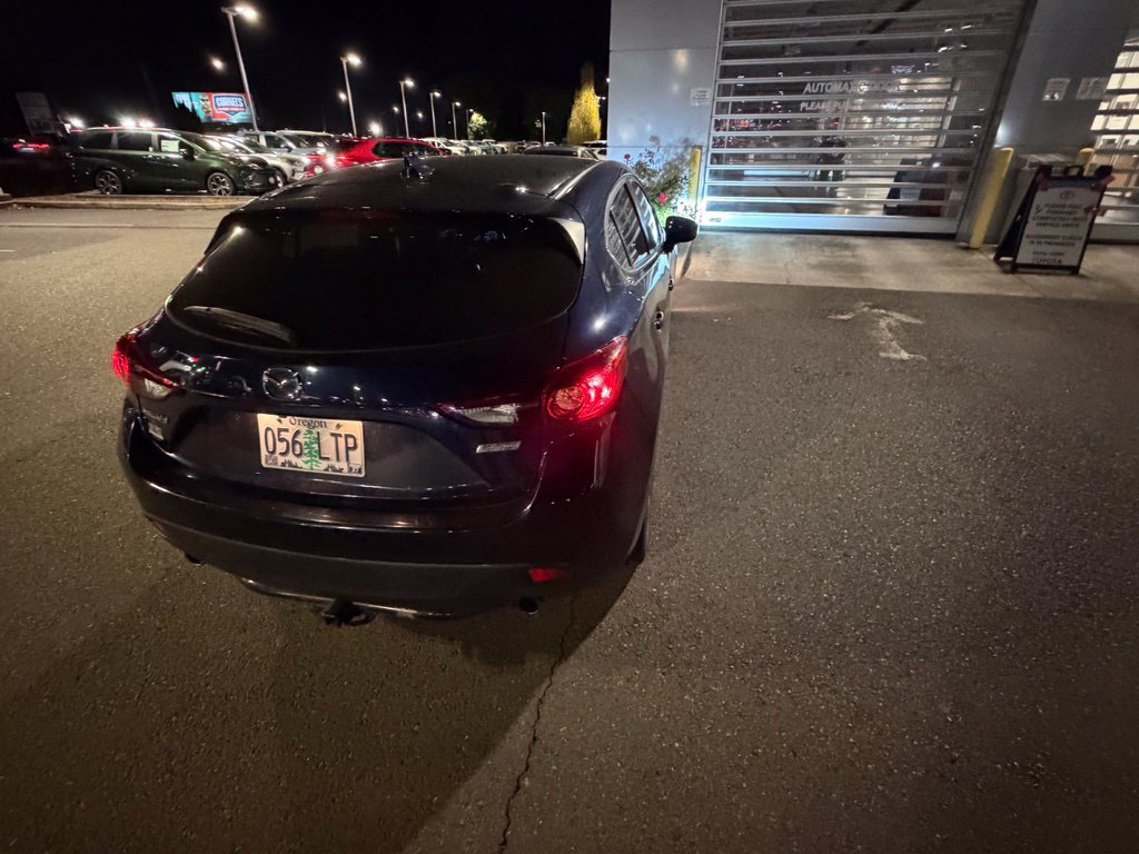 Used 2016 MAZDA MAZDA3 i Grand Touring FWD image 6