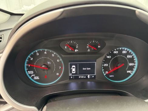 Used 2022 Chevrolet Malibu LT image 14