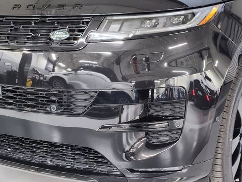 New 2026 Land Rover Range Rover Sport Dynamic SE AWD/4WD image 12