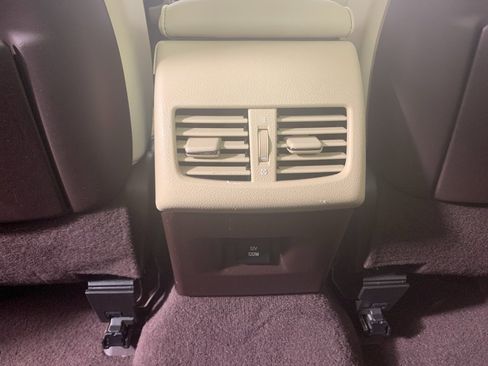 Used 2016 Lexus ES 350 w/ Premium Package w/Wood Trim image 34