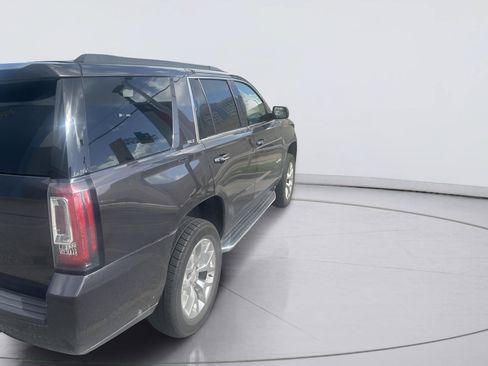 Used 2017 GMC Yukon SLT w/ Open Road Package RWD image 2