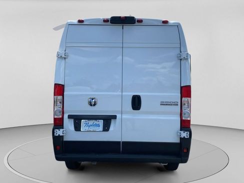Used 2025 RAM ProMaster 2500 w/ Convenience Group FWD image 8