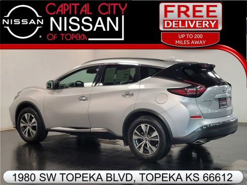 Used 2023 Nissan Murano SV image 27