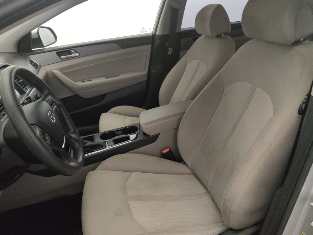 Used 2017 Hyundai Sonata SE FWD image 17