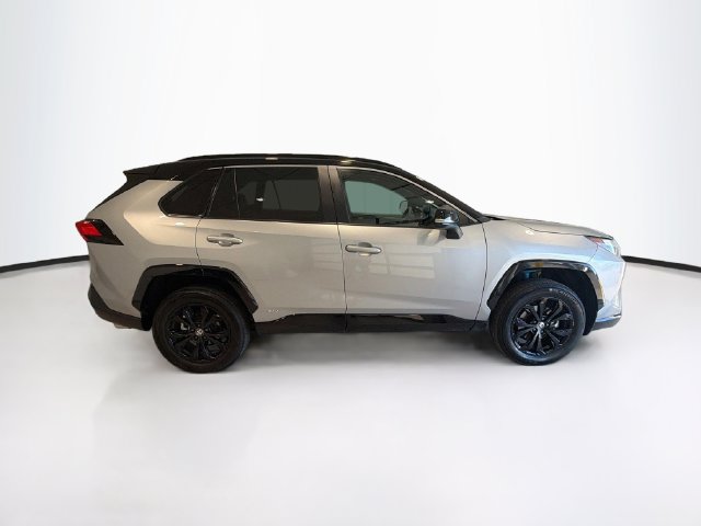Used 2024 Toyota RAV4 XSE AWD/4WD image 8