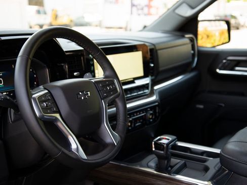 Used 2024 Chevrolet Silverado 1500 RST w/ All Star Edition Plus AWD/4WD image 21