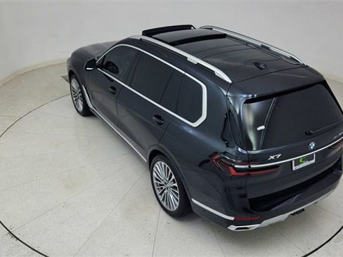 Used 2025 BMW X7 xDrive40i w/ Executive Package image 85