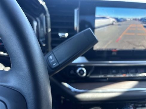 Certified 2023 GMC Sierra 1500 SLT image 16