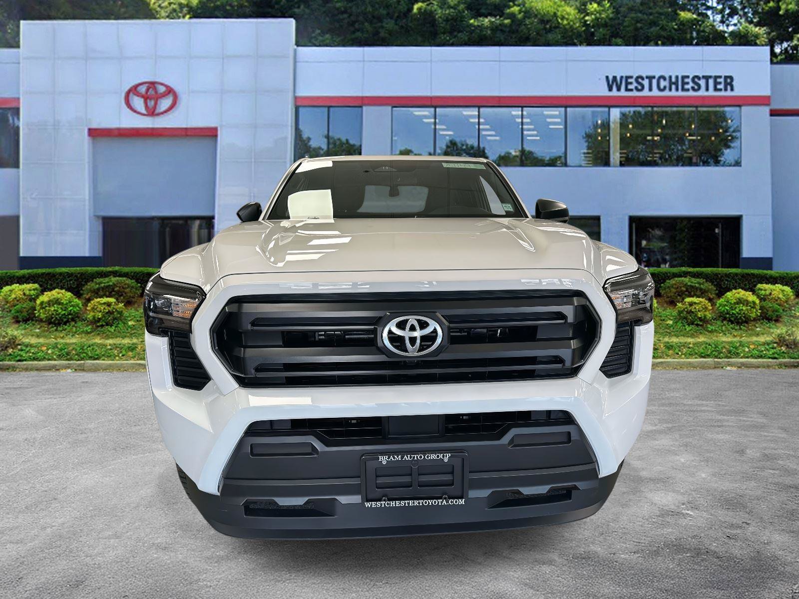 Used 2025 Toyota Tacoma SR AWD/4WD image 7