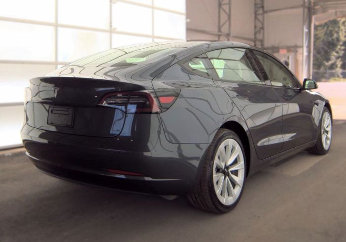 Used 2023 Tesla Model 3 Standard Range RWD image 4