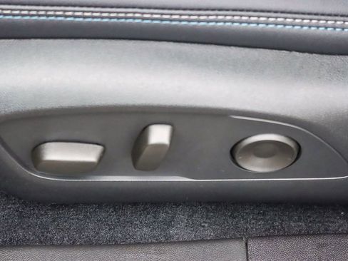 New 2026 Chevrolet Equinox EV LT image 20