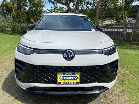 New 2026 Volkswagen Tiguan SE R-Line FWD image 20
