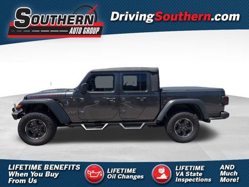 Used 2022 Jeep Gladiator Rubicon w/ Cold Weather Group AWD/4WD image 1