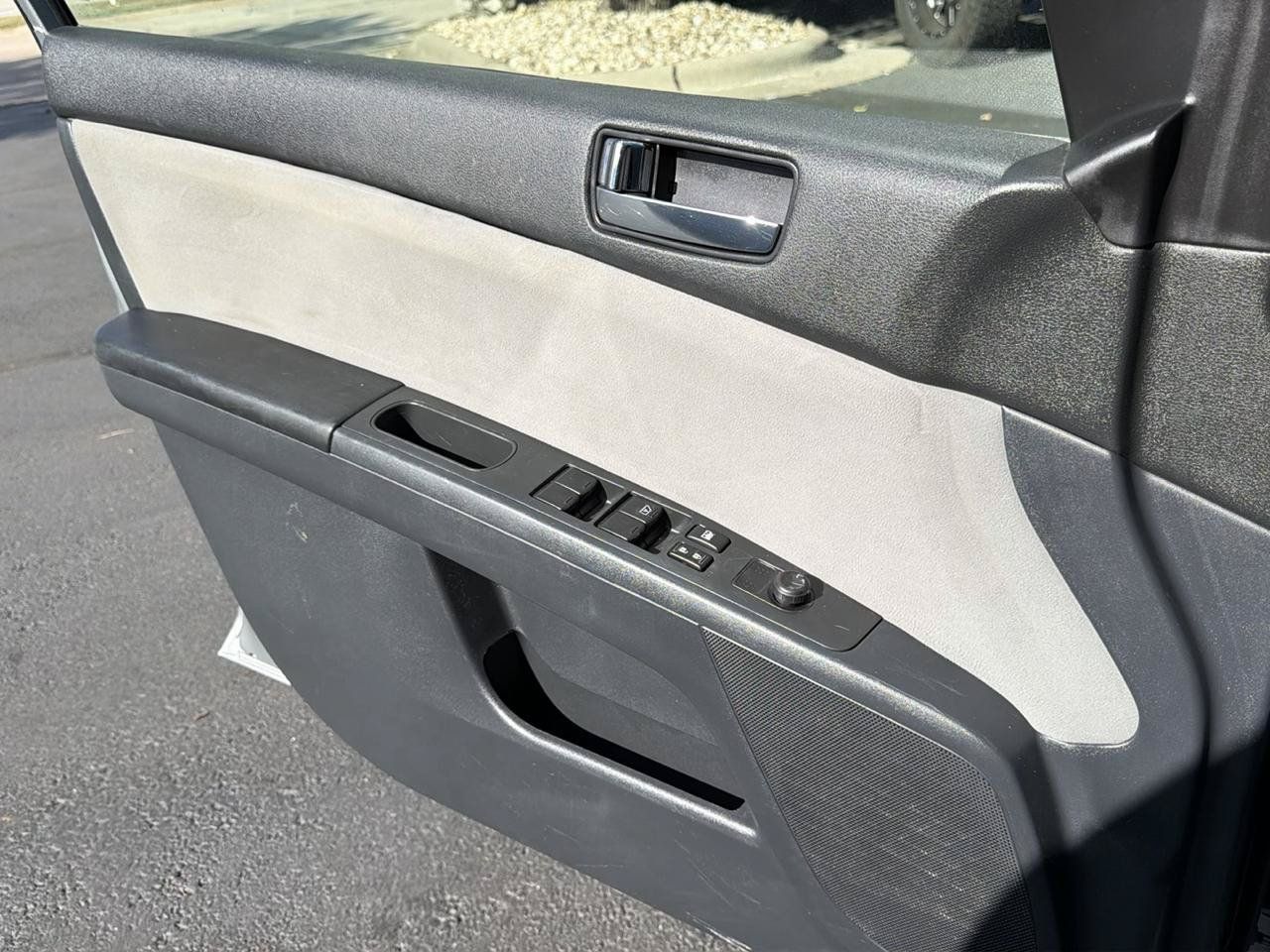 Used 2011 Nissan Sentra 2.0 S FWD image 16