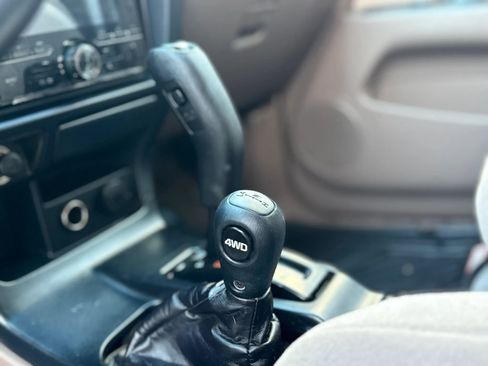 Used 2001 Toyota 4Runner SR5 AWD/4WD image 33