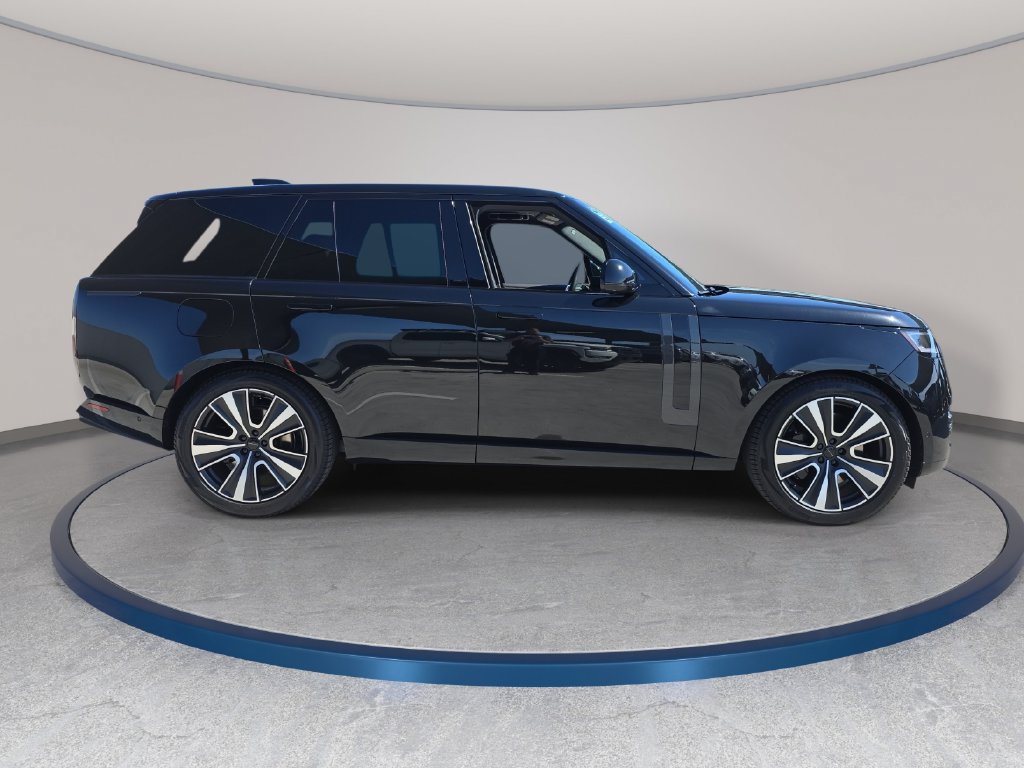 New 2026 Land Rover Range Rover SE AWD/4WD image 4