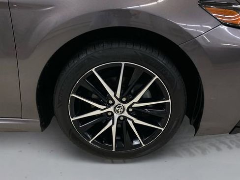 Used 2022 Toyota Camry SE FWD image 15