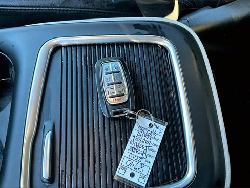 Used 2019 Chrysler Pacifica Touring-L Plus w/ Advanced Safetytec Group image 33