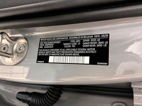 New 2026 Volvo XC40 B5 Ultra w/ Protection Package Premier AWD/4WD image 12