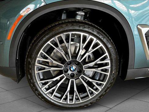 Used 2026 BMW X5 xDrive40i AWD/4WD image 11