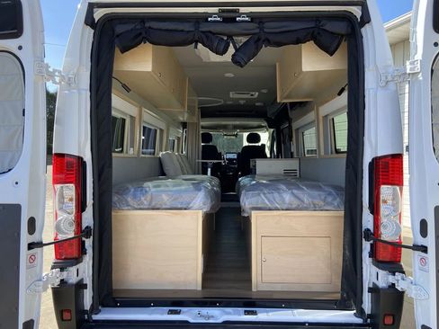 Used 2023 RAM ProMaster 3500 w/ Premium Convenience Group (B) image 23