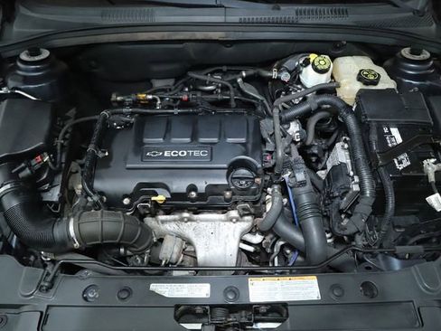 Used 2013 Chevrolet Cruze LT w/ Spring Special Edition image 37
