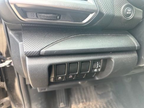 Used 2019 Subaru Forester w/ Alloy Wheel Package AWD/4WD image 8