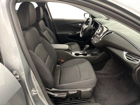 Certified 2024 Chevrolet Malibu RS w/ LPO, Floor Liner Package FWD image 23