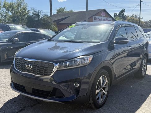 Used 2019 Kia Sorento EX w/ EX Touring Package FWD image 3