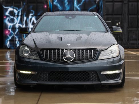 Used 2012 Mercedes-Benz C 63 AMG Coupe image 21