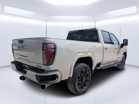 New 2026 GMC Sierra 2500 AT4 w/ AT4 Premium Plus Package AWD/4WD image 3