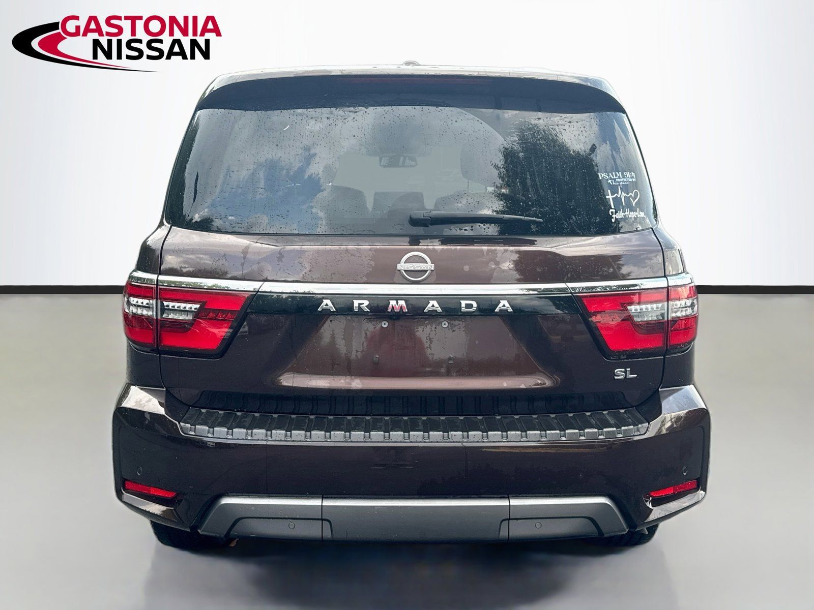 Used 2022 Nissan Armada SL w/ Captain's Chairs Package RWD image 7