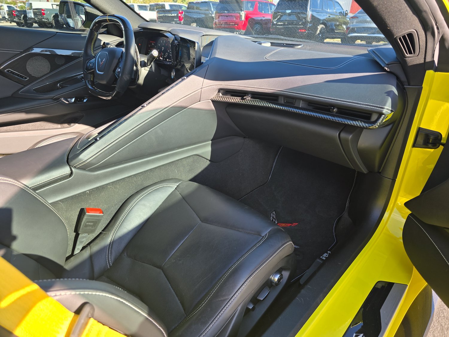 Used 2021 Chevrolet Corvette Stingray Preferred Cpe w/ Z51 Performance Package RWD image 9
