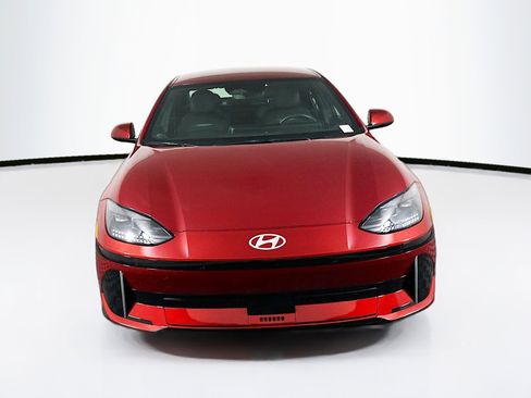 Used 2024 Hyundai Ioniq 6 SEL image 2