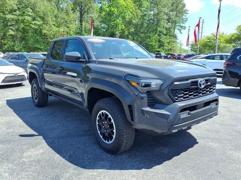 Used 2024 Toyota Tacoma TRD Off-Road AWD/4WD image 1