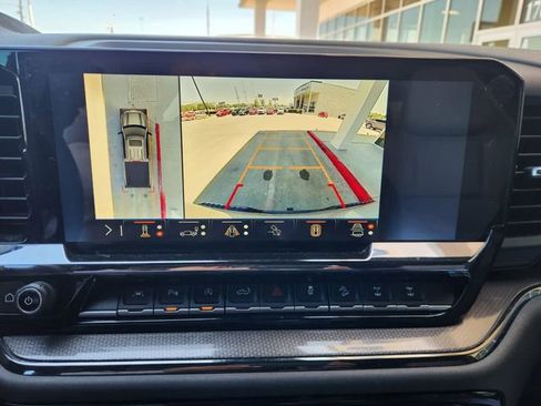 Used 2024 Chevrolet Silverado 1500 ZR2 w/ Technology Package image 17