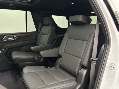 New 2026 GMC Yukon Denali w/ Sun & Power Step Package image 45